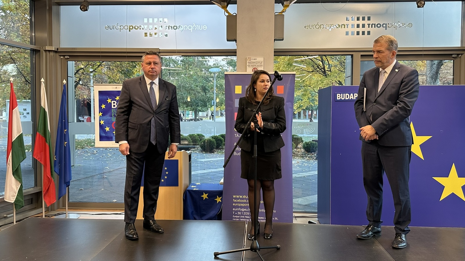 Presentation of the poster exhibition “Re-action: Bulgaria and the Euro” at the Representation of the European Commission in Hungary